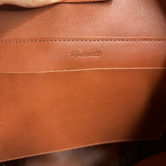 Madewell The Essential Bucket Tote - Picture 11 of 12